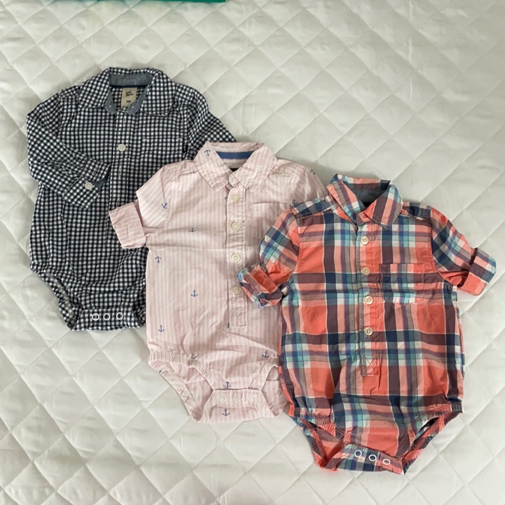 🌵 Set of 3 OshKosh Button Up Onsies